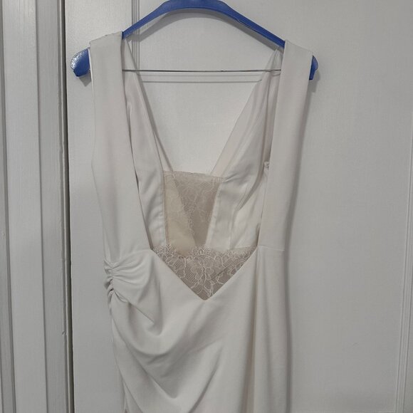 Katie May X NOEL AND JEAN The Unexpected Gown - Picture 9 of 9